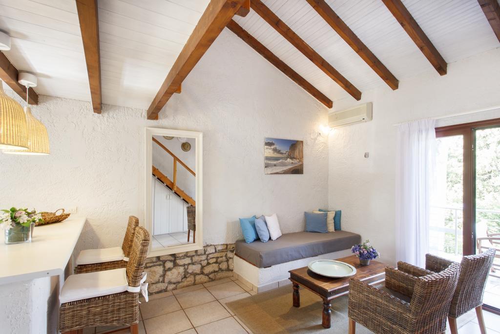 Glyfada Beach Villas Longós Habitación foto